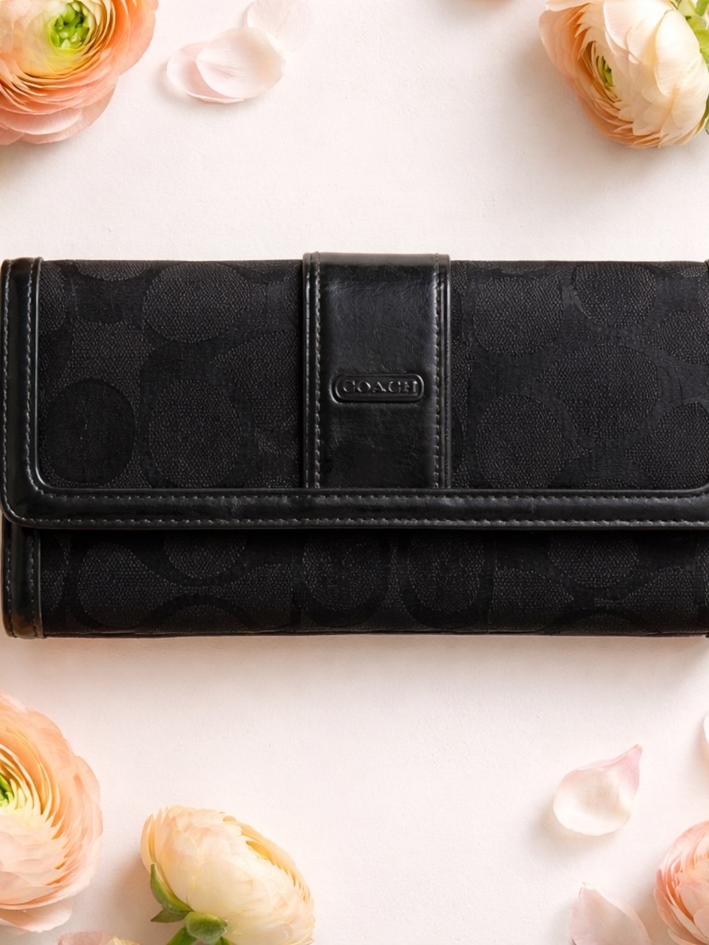 Coach Black Signature Continental Wallet